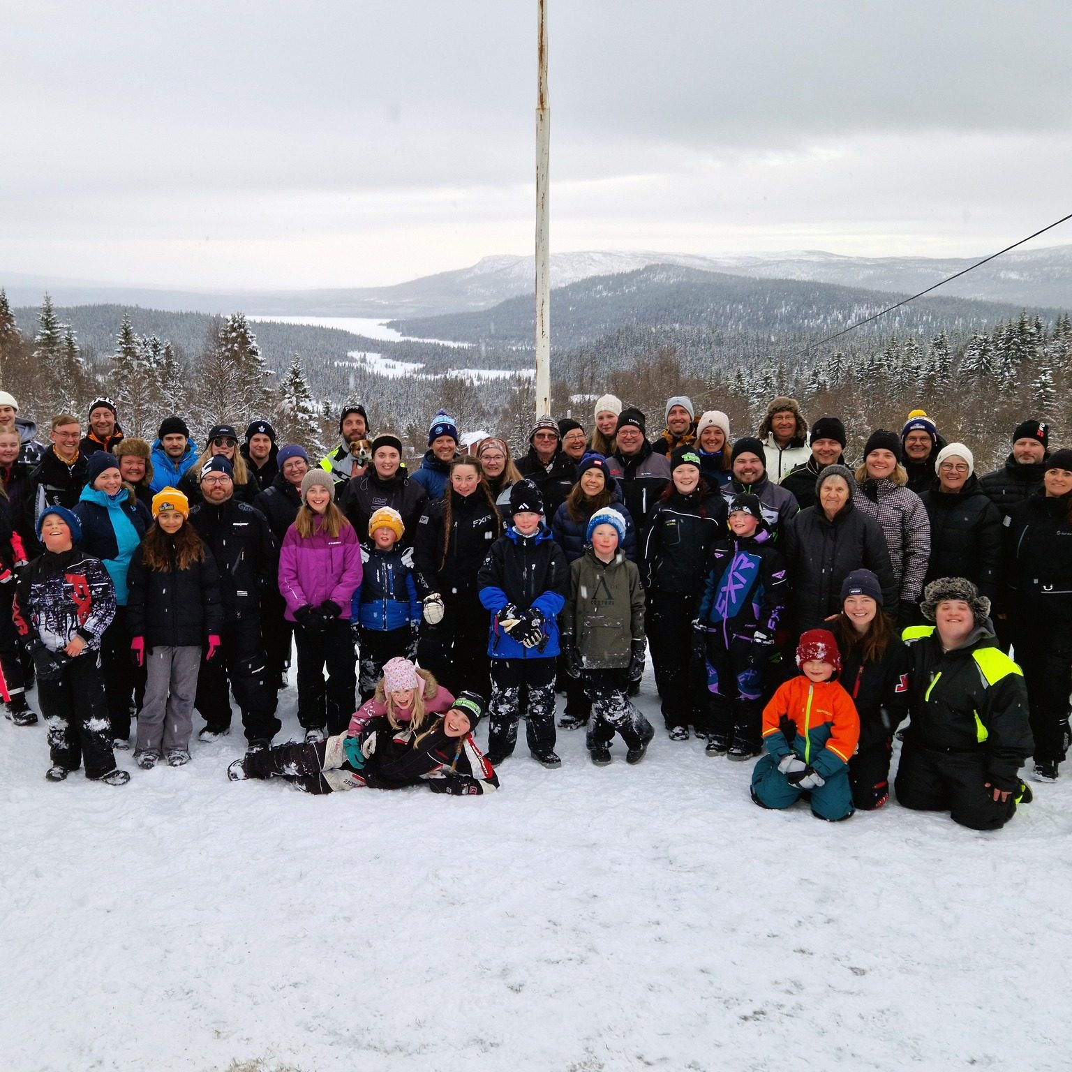 Gruppfoto från grillkvällen